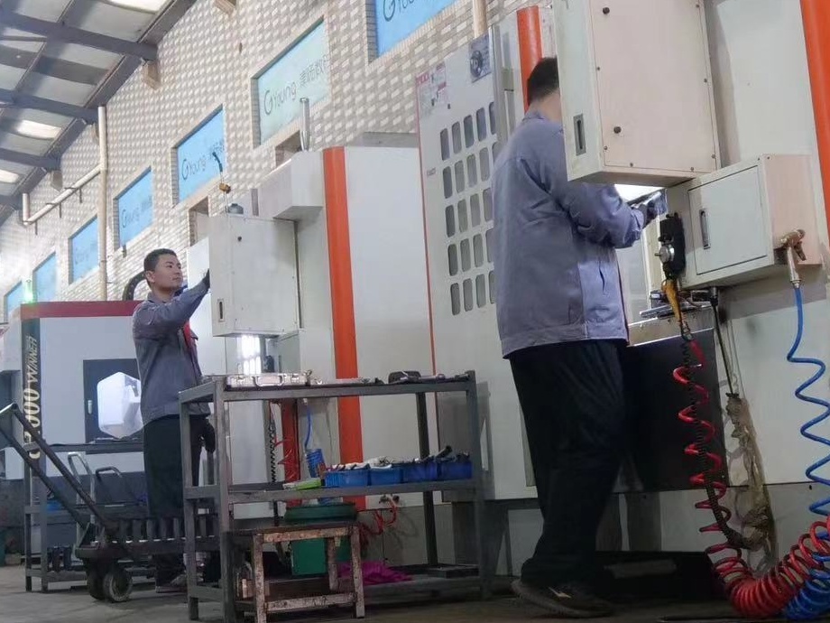 How do we achieve high efficiency and quality in CNC precision parts processing?
